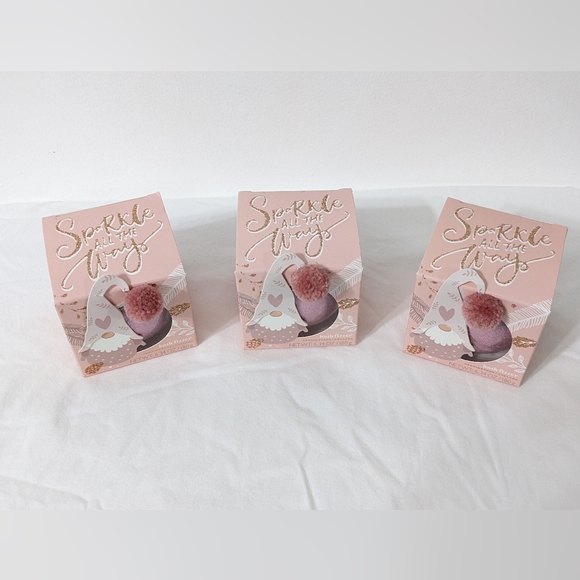 PENNINGTONS|ENGLAND Sugar Cookie Pink Sparkly Bath Fizzers, Bundle of 3 - Picture 3 of 3